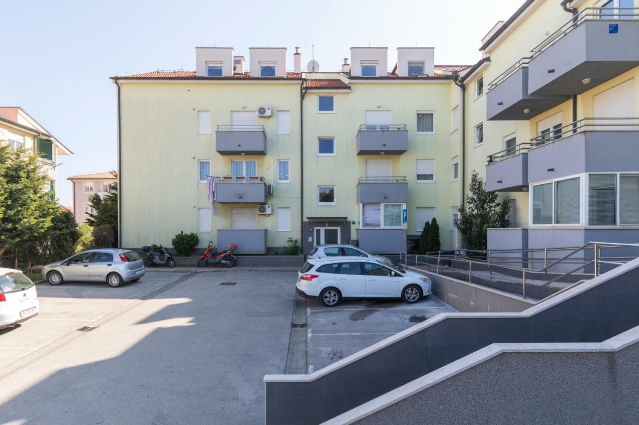 Onyx - Luxury Sunny Apartment プーラ エクステリア 写真