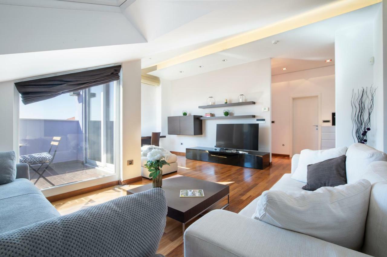 Onyx - Luxury Sunny Apartment プーラ エクステリア 写真